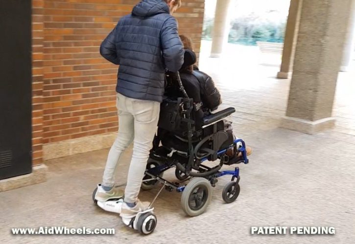 Silla de ruedas con hoverboard: AidWheels
